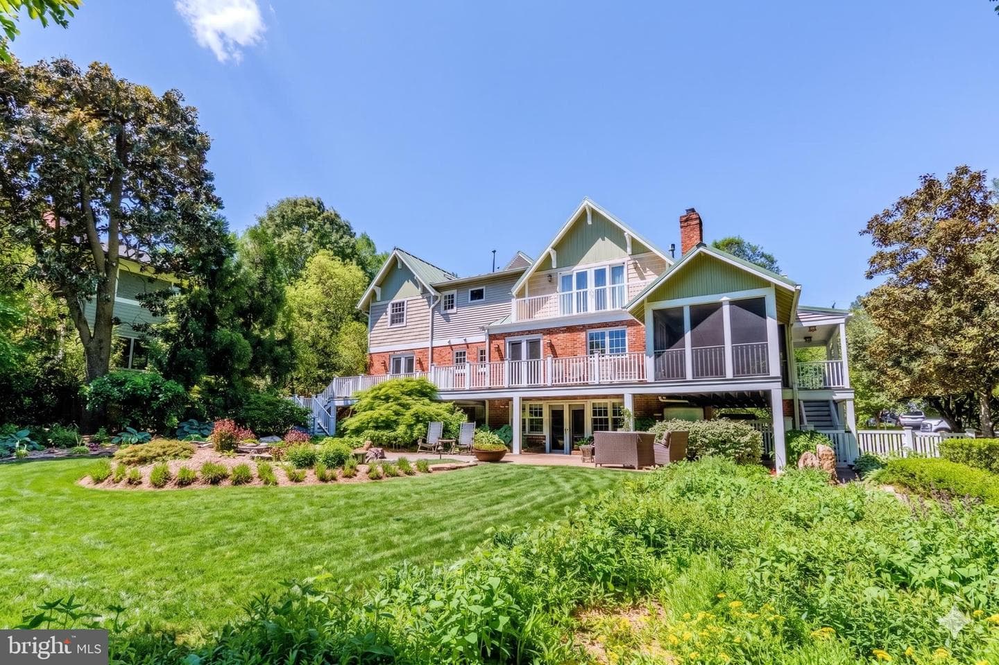 312 N Van Buren Street, Falls Church