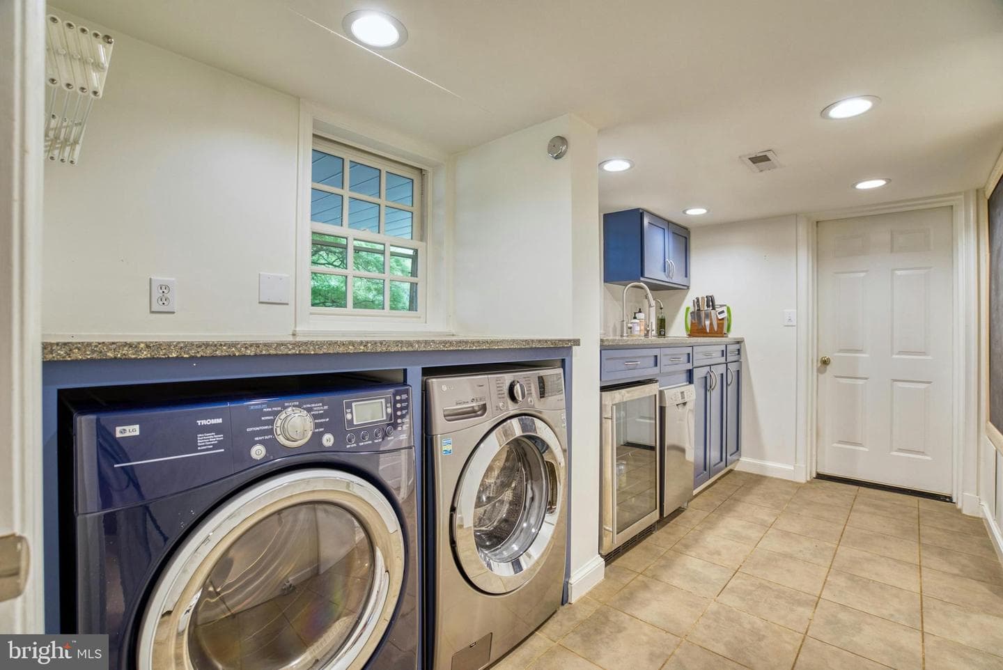 312 N Van Buren Street photo 57