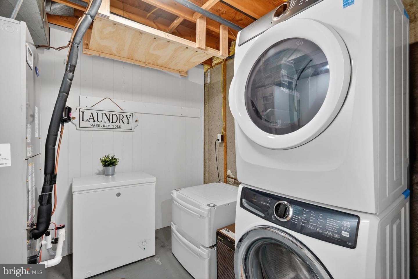307 Gundry Drive photo 30