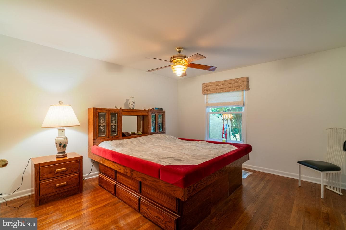 201 Garden Court photo 34