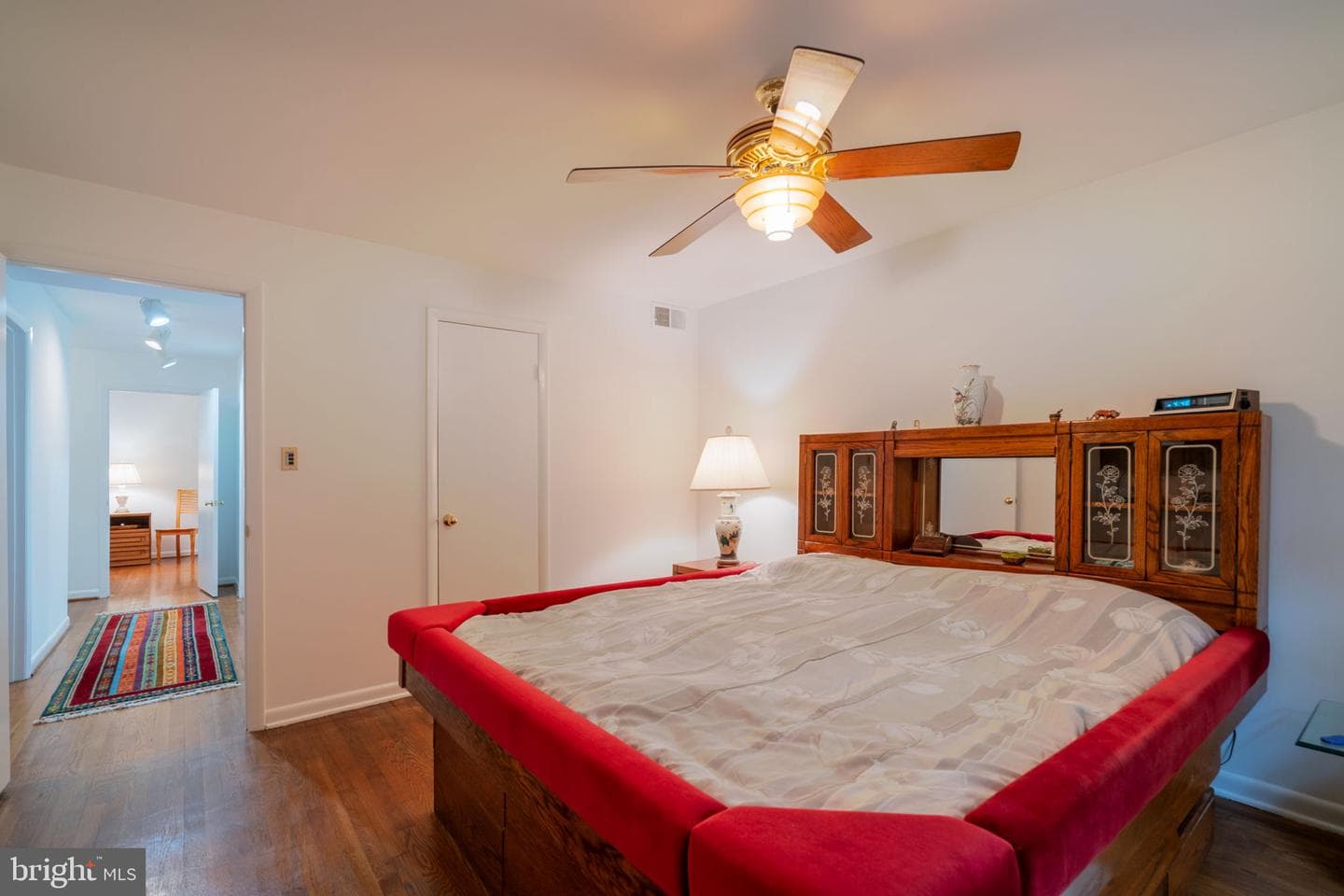 201 Garden Court photo 35