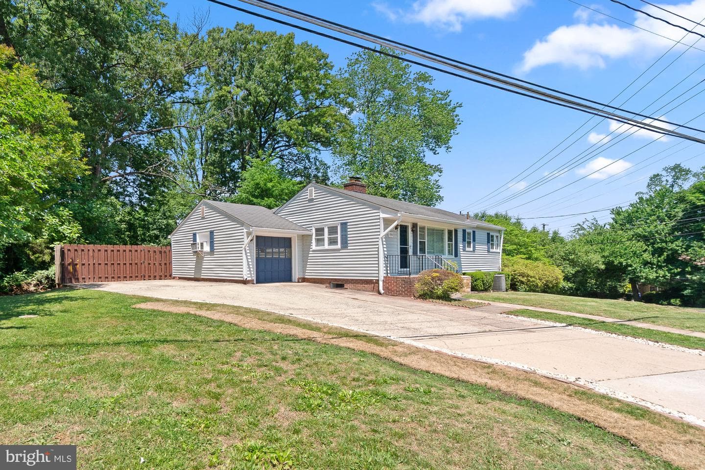 998 N Roosevelt Street photo 3