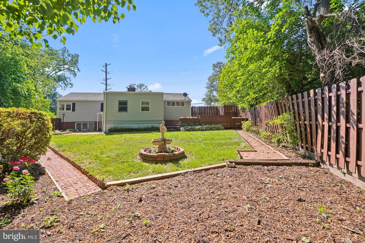 998 N Roosevelt Street photo 9