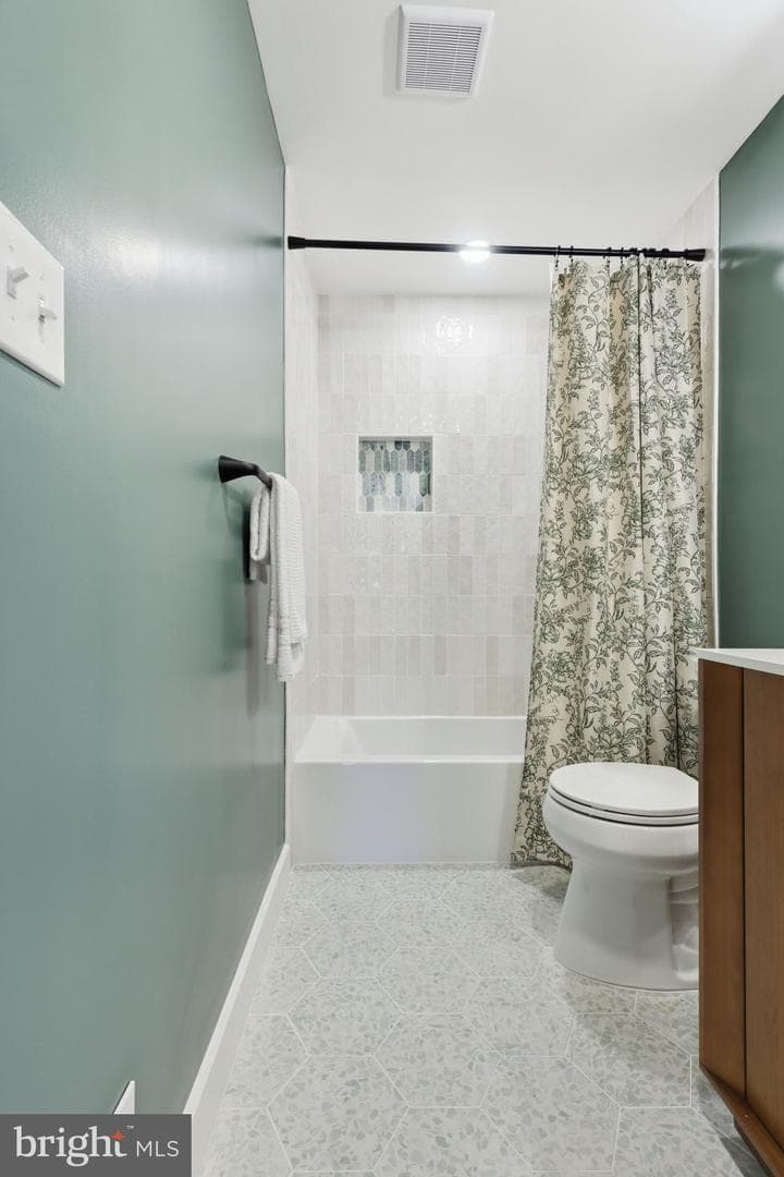 503 Dorchester Road photo 17