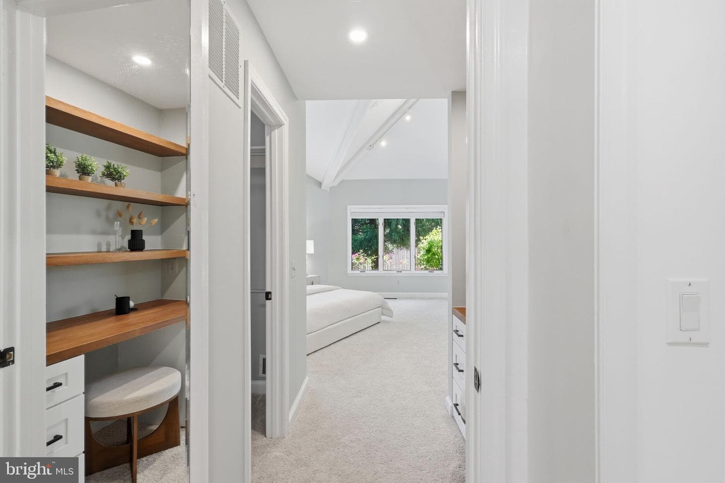 503 Dorchester Road photo 23