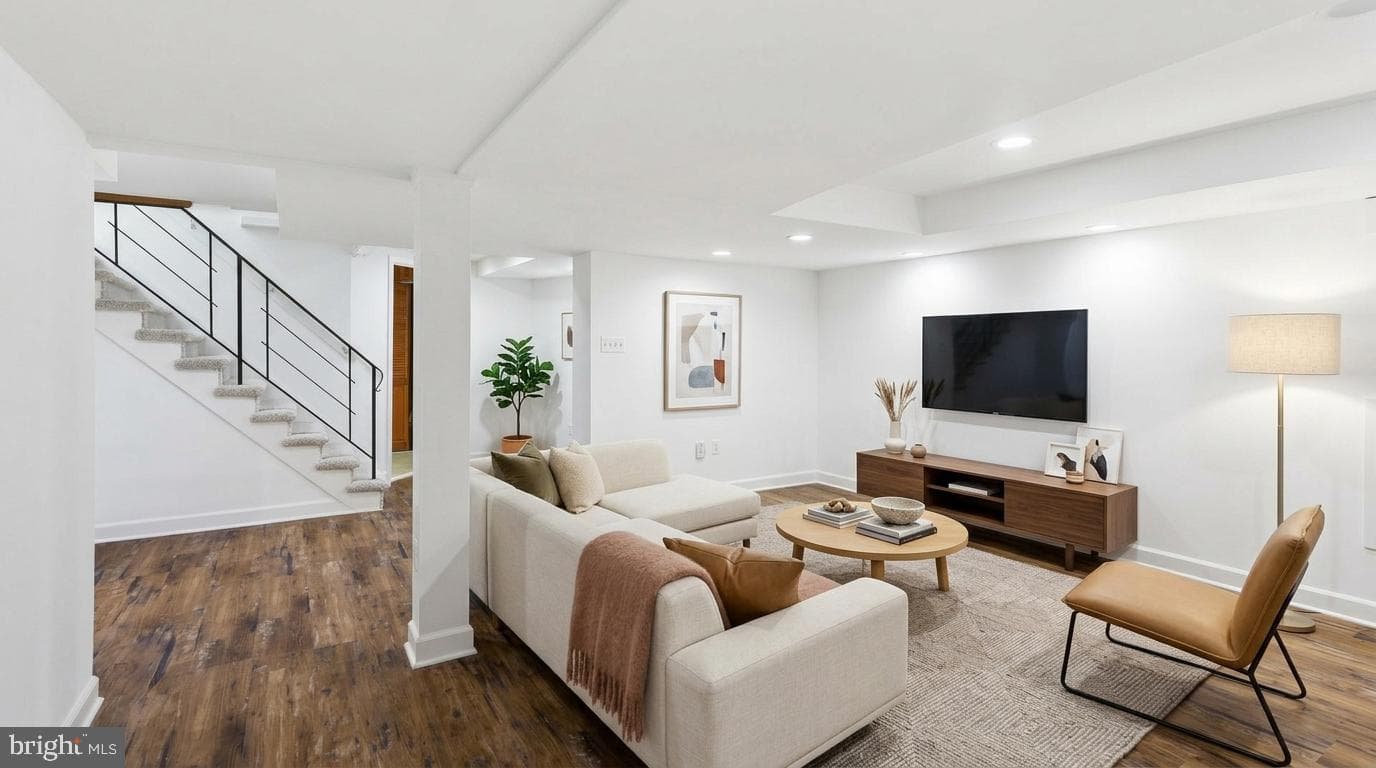 503 Dorchester Road photo 34
