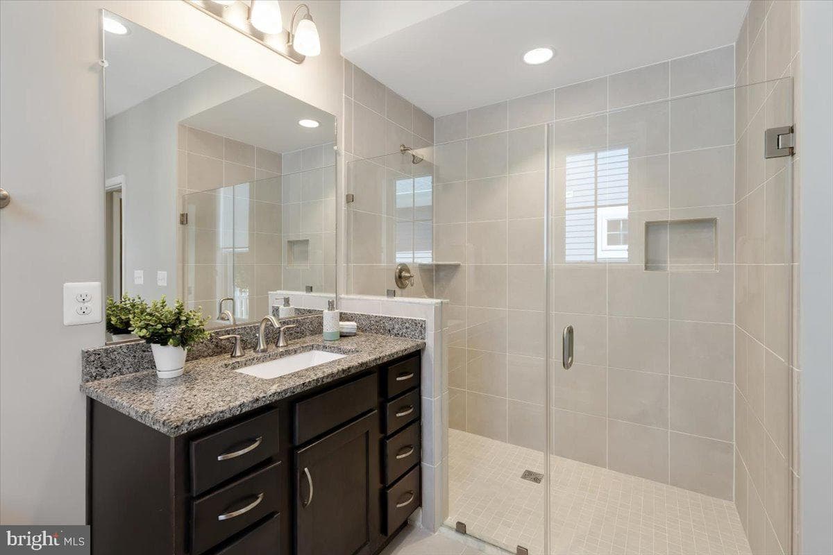 1022 Railroad Avenue #4 photo 19