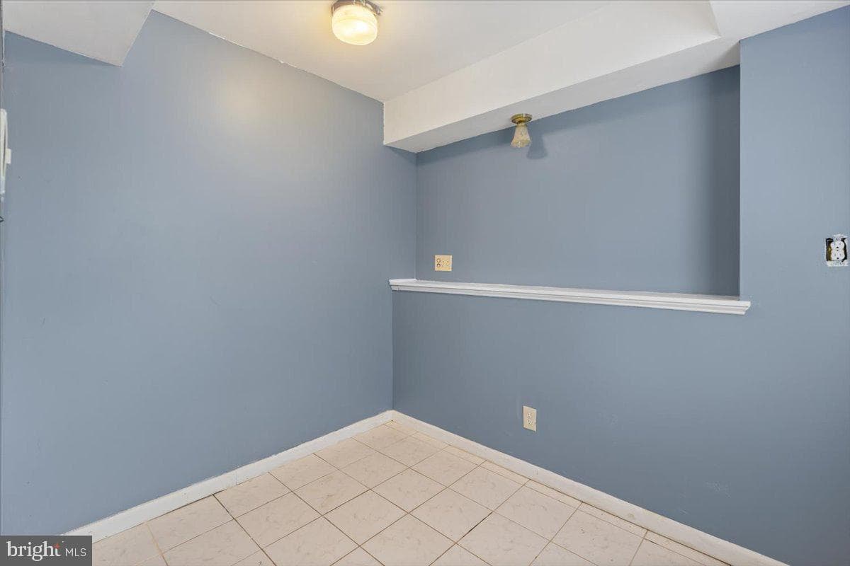 202 S Cherry Street photo 10