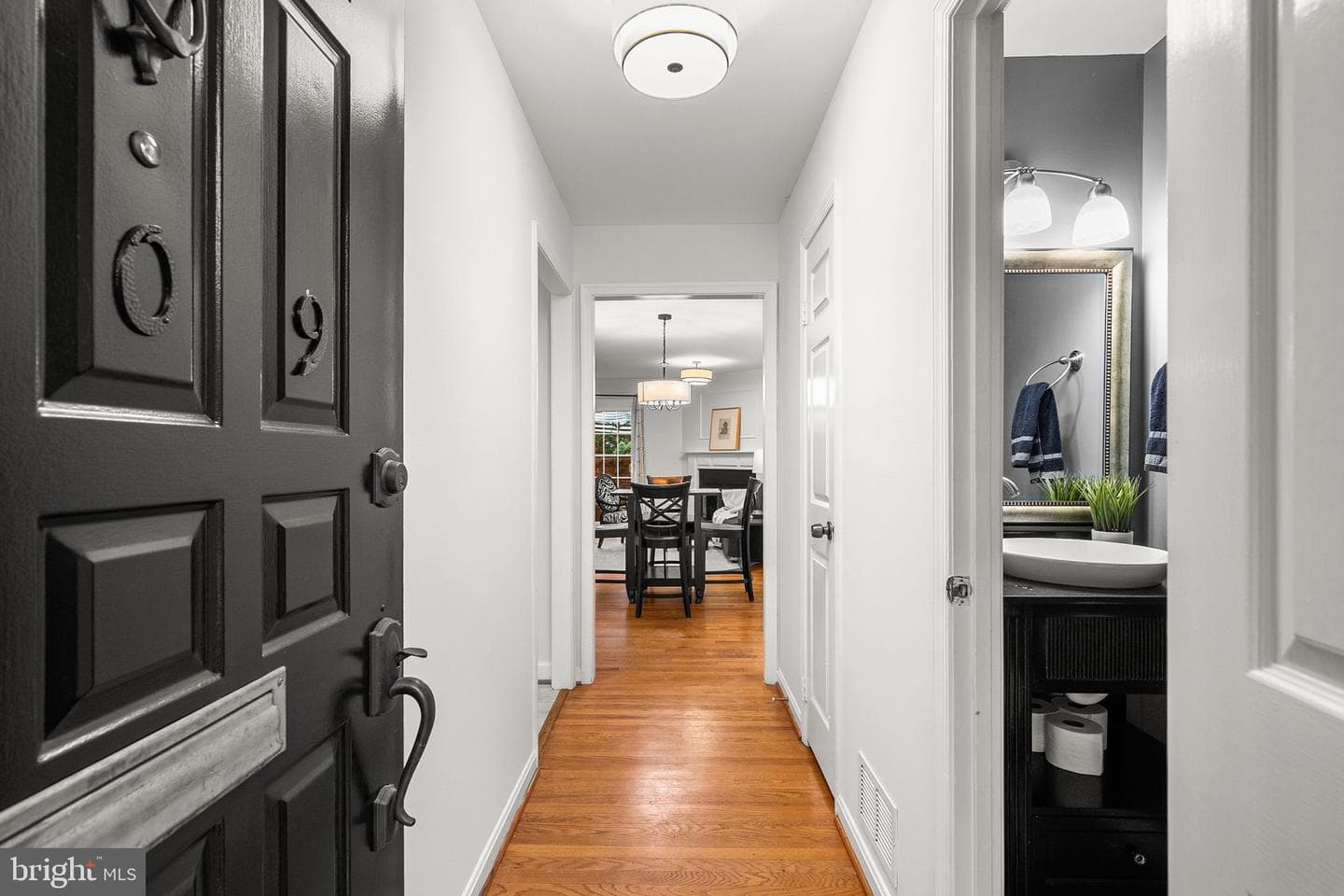109 Great Falls St # 10, Falls Church