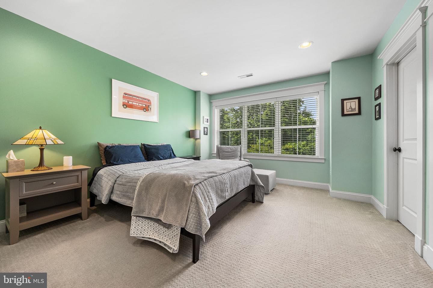 1203b Lincoln Avenue photo 32