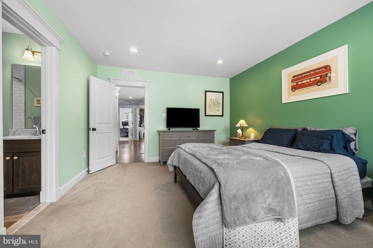 1203b Lincoln Avenue photo 33