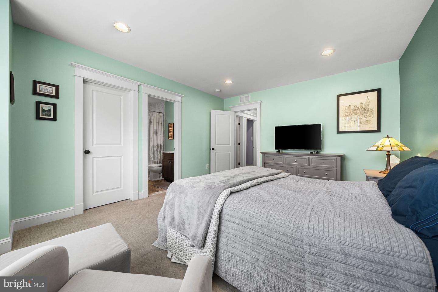 1203b Lincoln Avenue photo 35