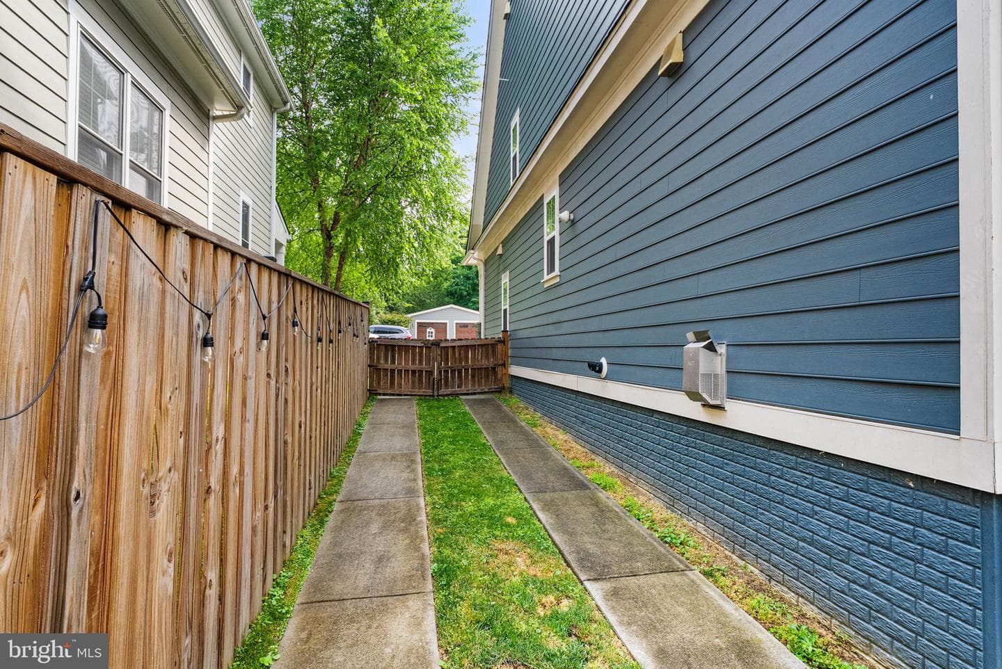 1203b Lincoln Avenue photo 55