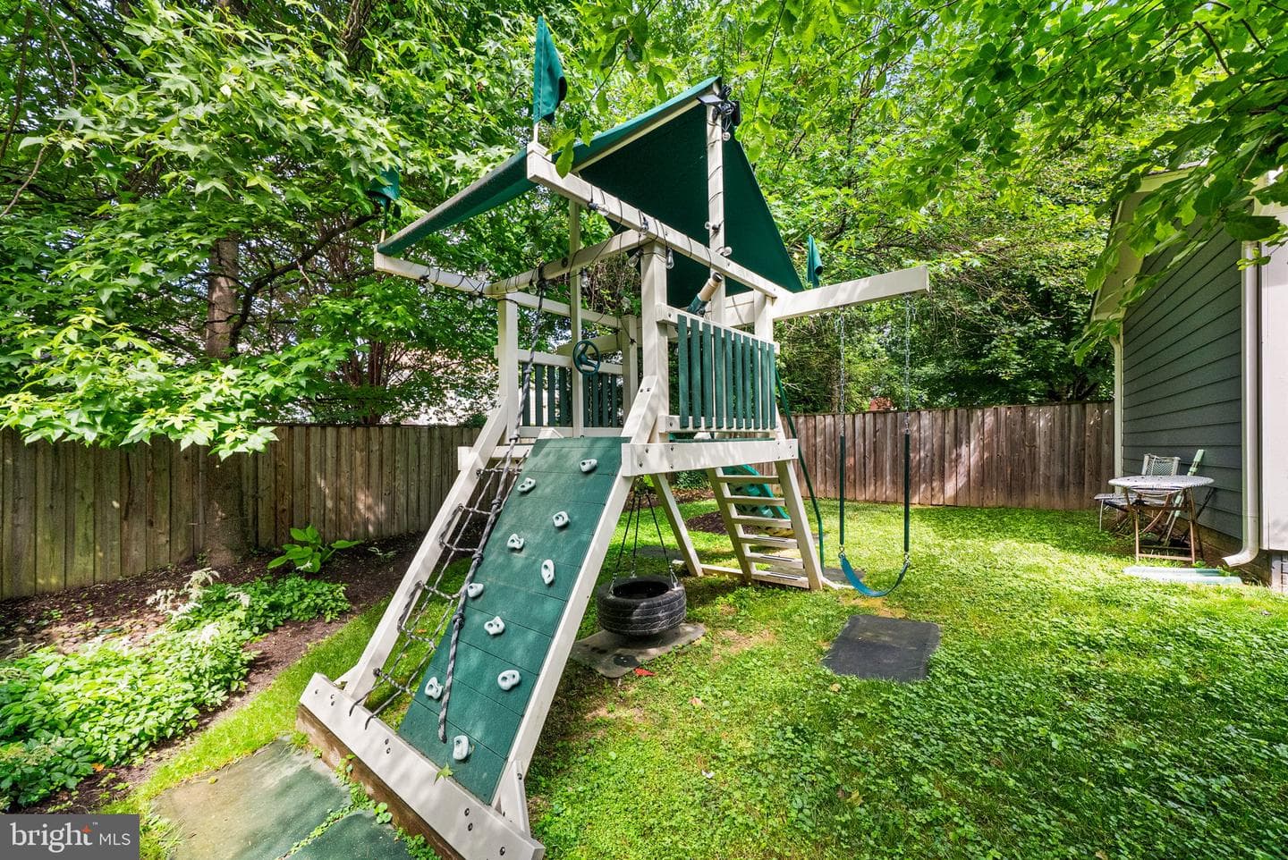 1203b Lincoln Avenue photo 56