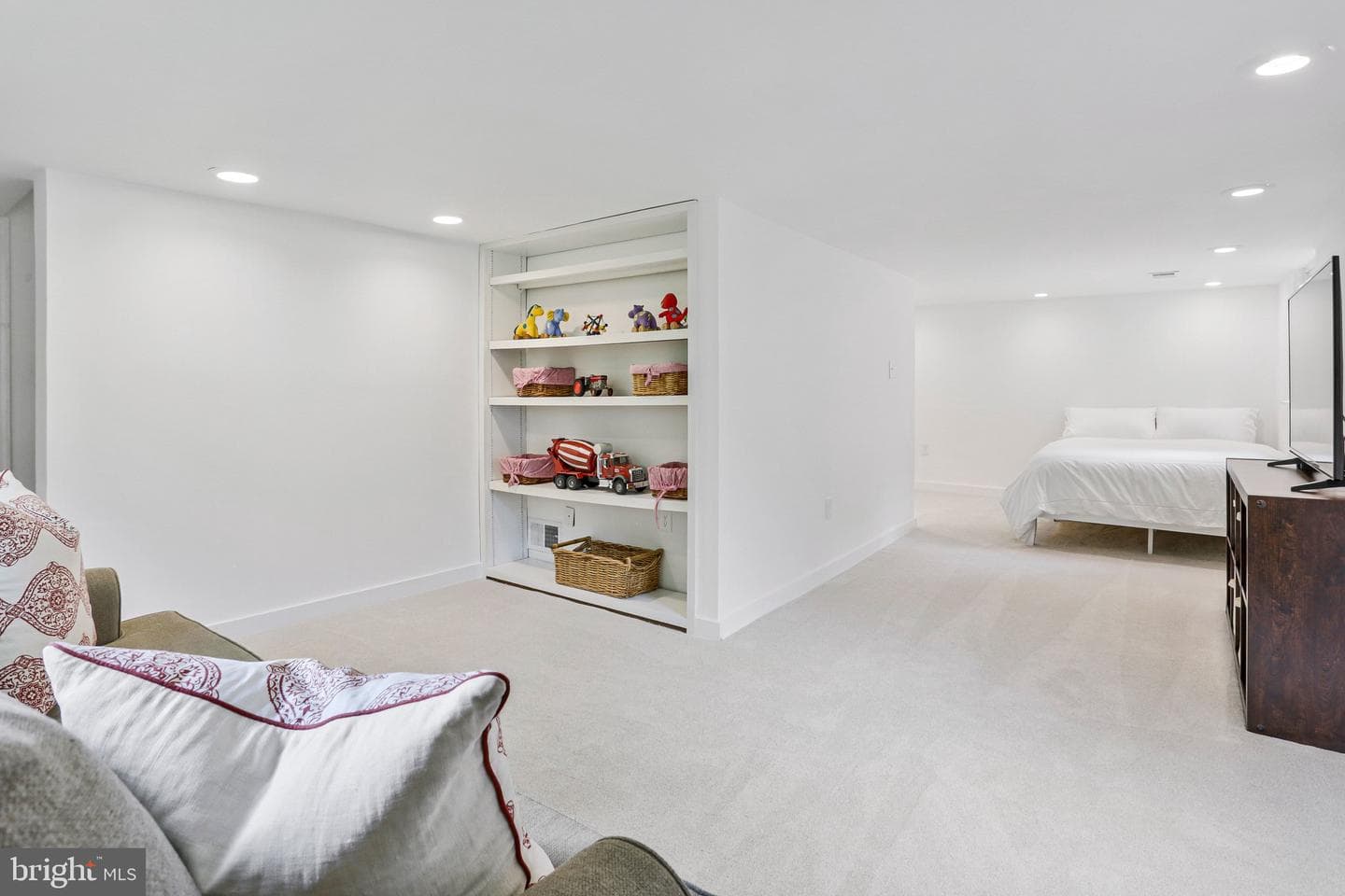 415 Poplar Drive photo 19