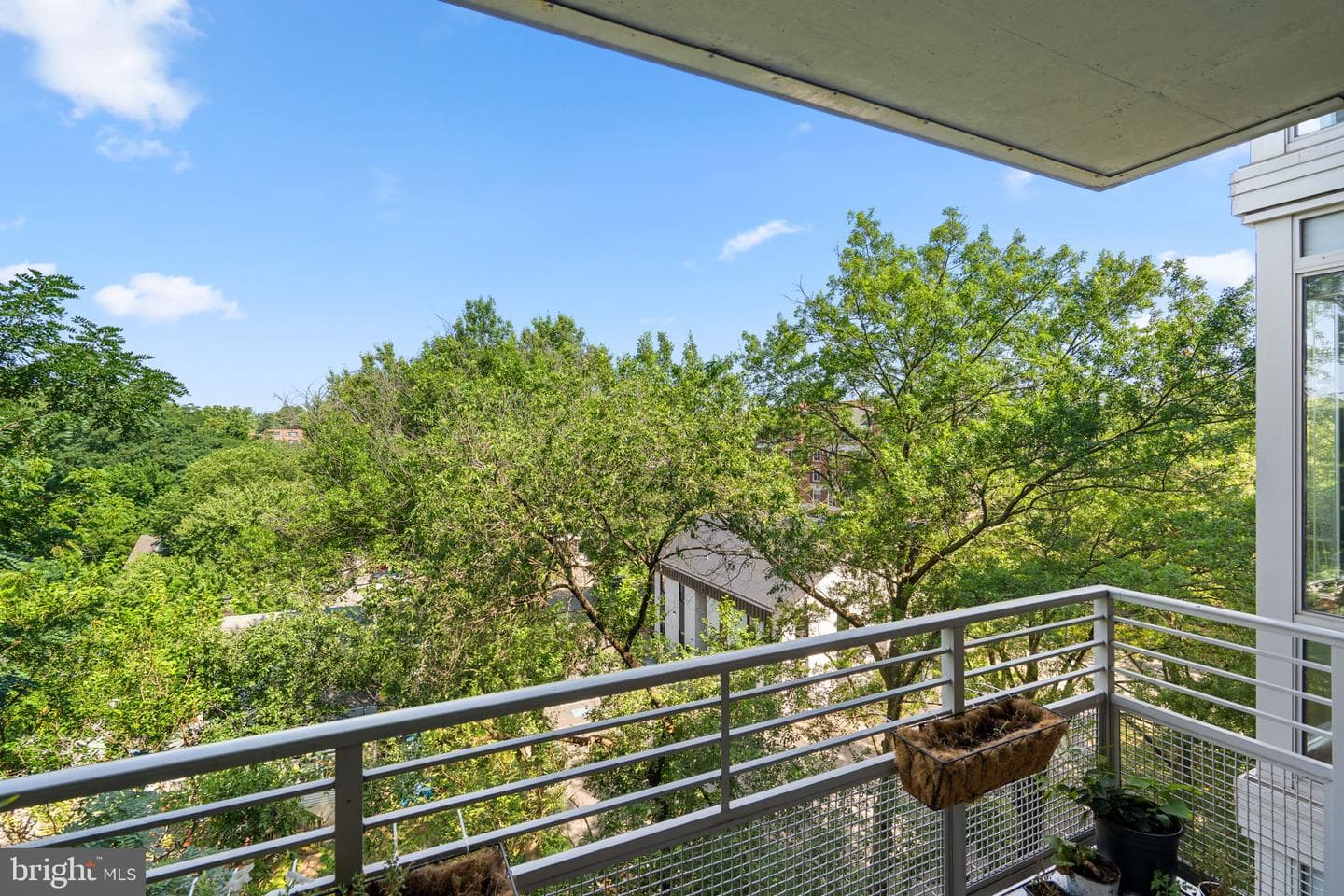 513 W Broad Street #605 photo 10