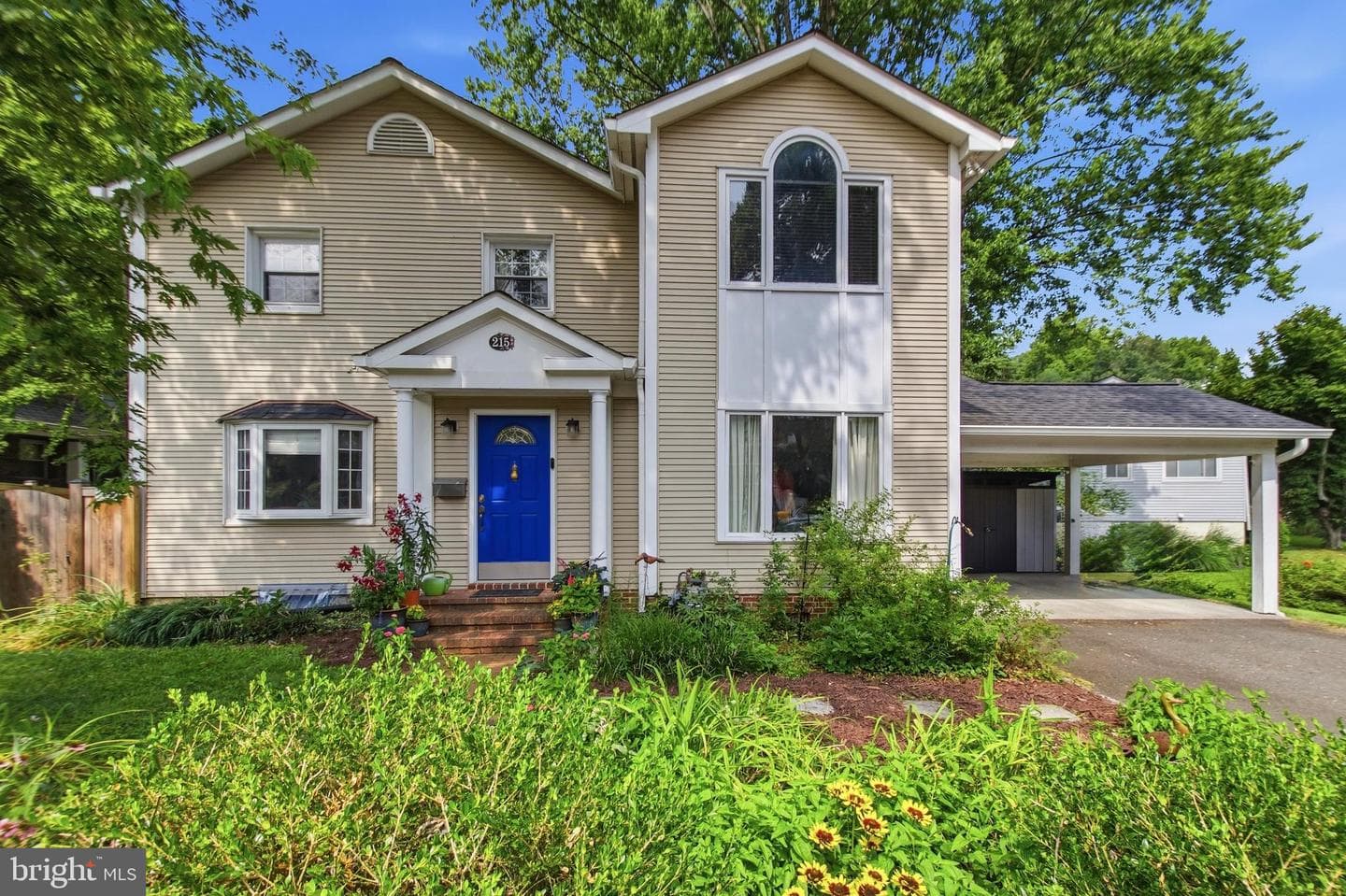 215 W George Mason Road W photo 1