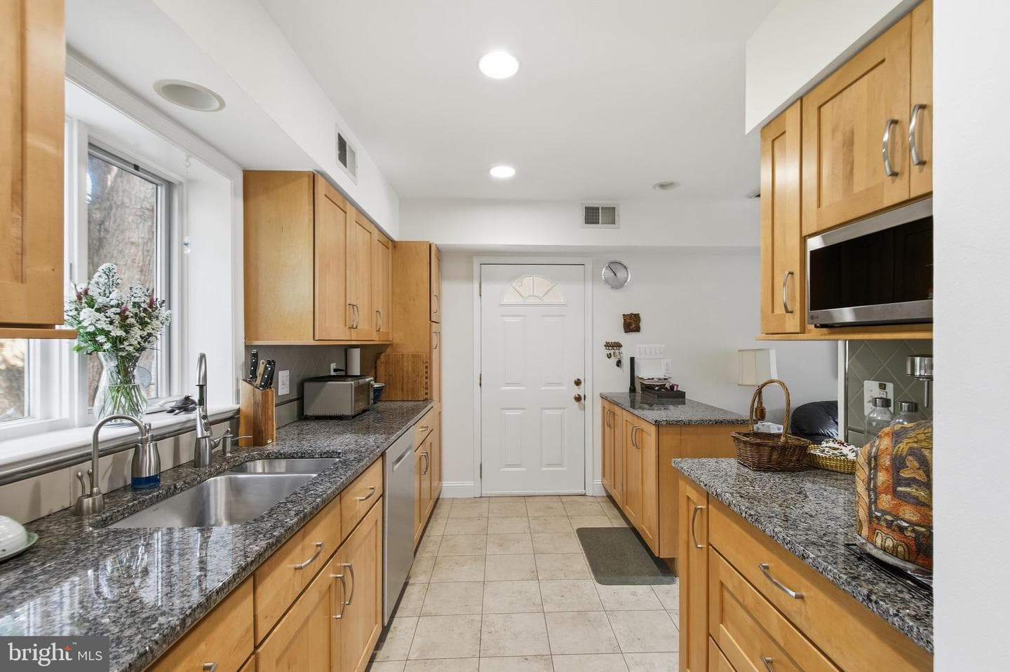 215 W George Mason Road W photo 13