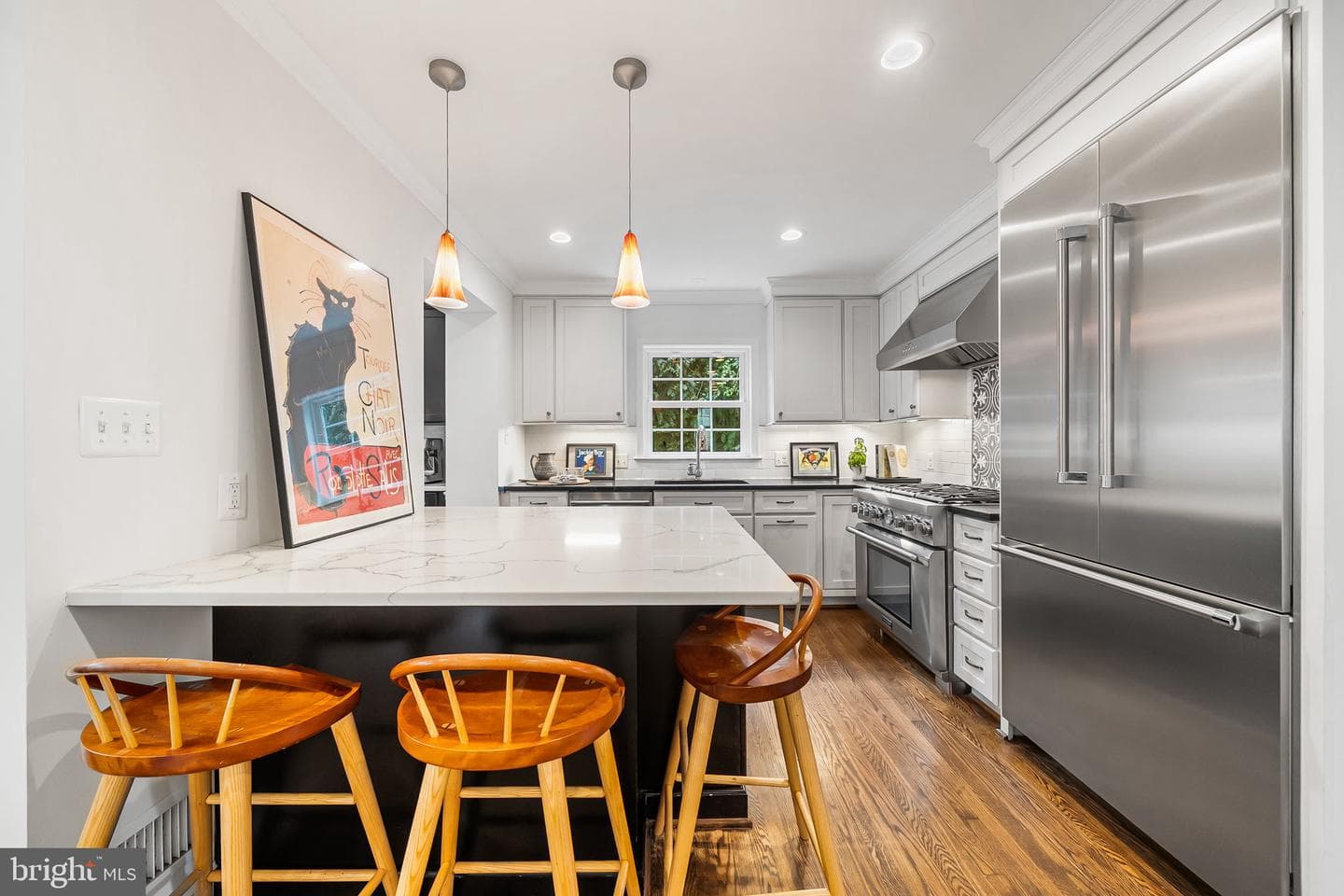 211 W Greenway Boulevard W photo 8