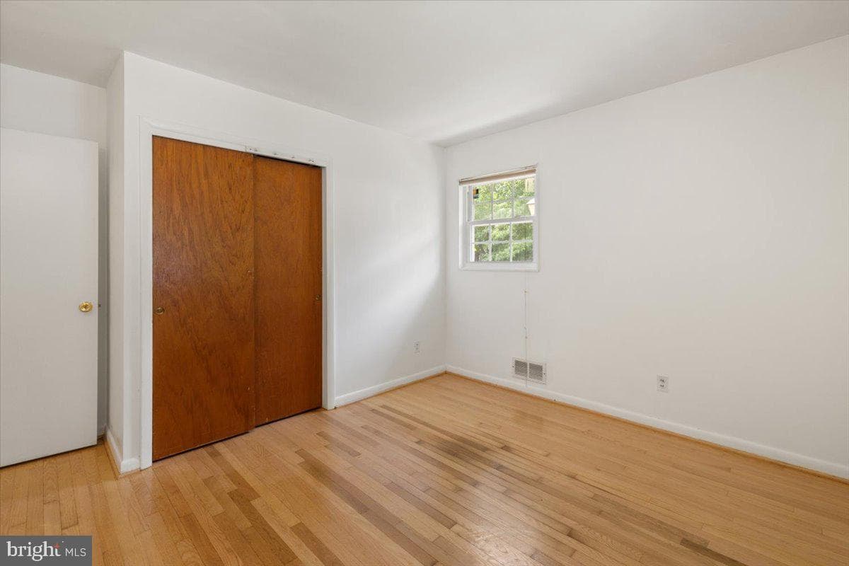 202 S Cherry Street photo 16