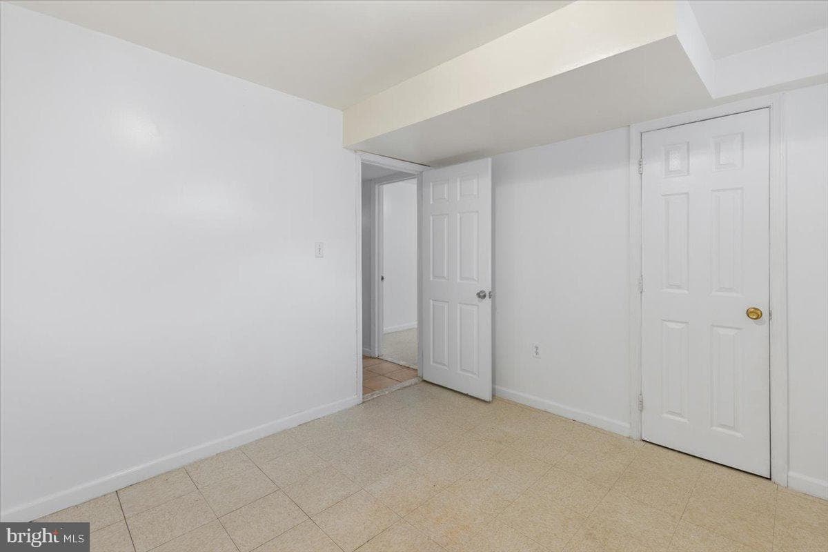 202 S Cherry Street photo 29