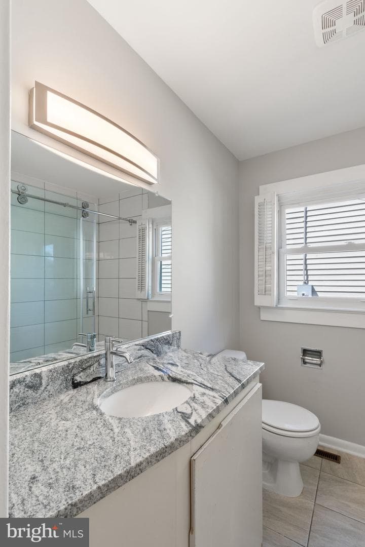 1408 Brent Street photo 17