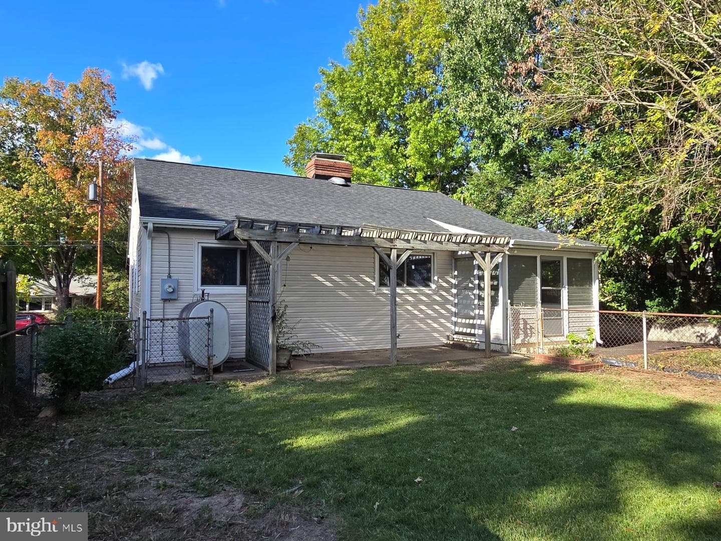 1408 Brent Street photo 38