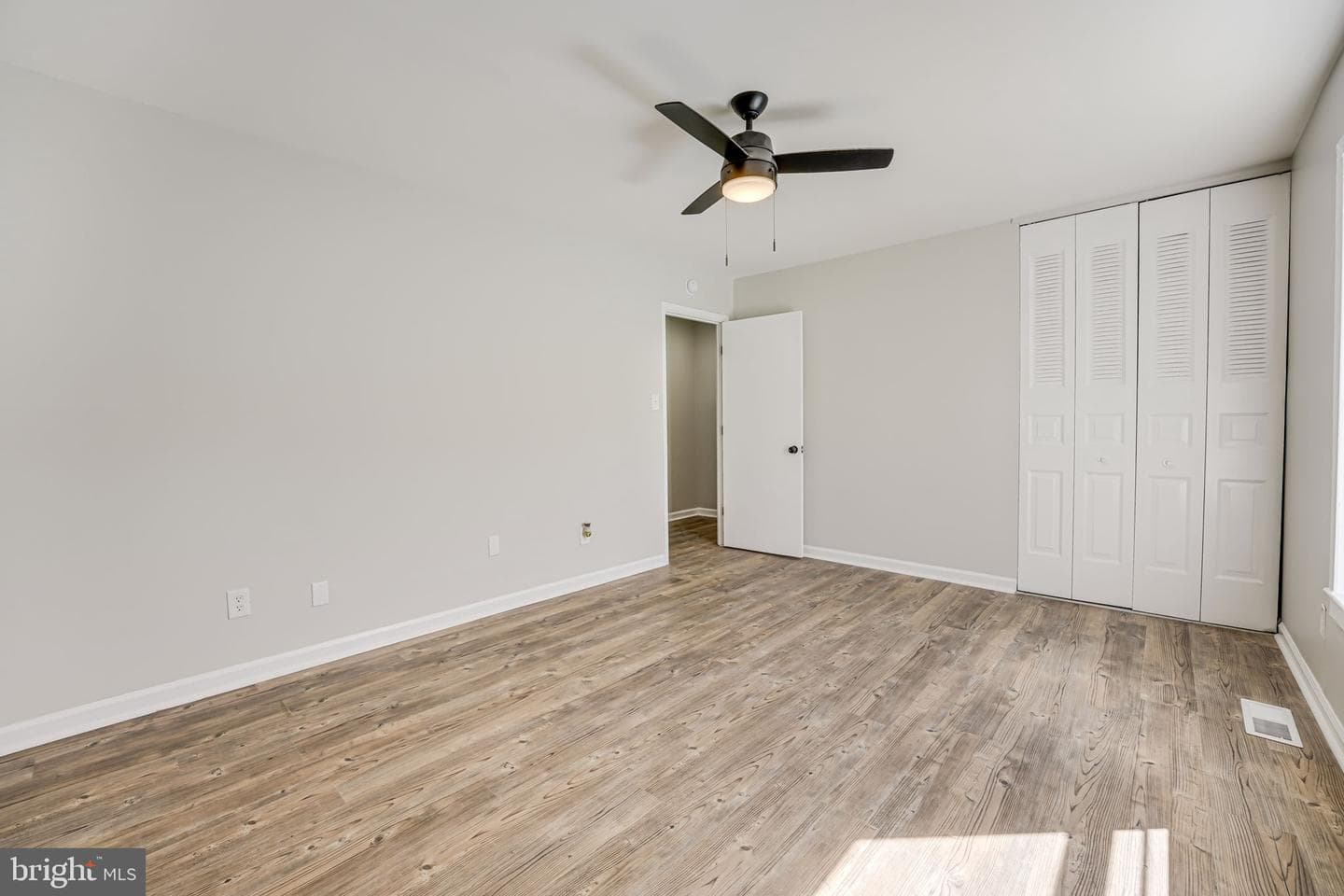 1005 Roffman Road photo 19