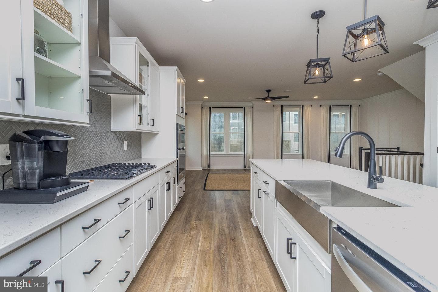 251 Willis Street photo 18
