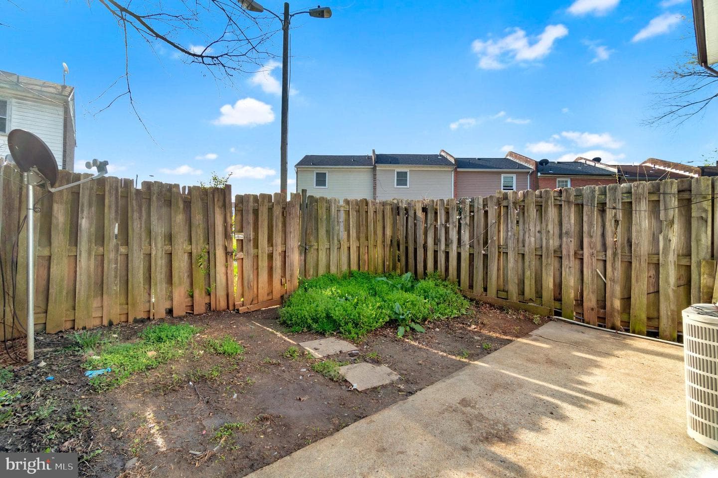 725 Denton Circle photo 11
