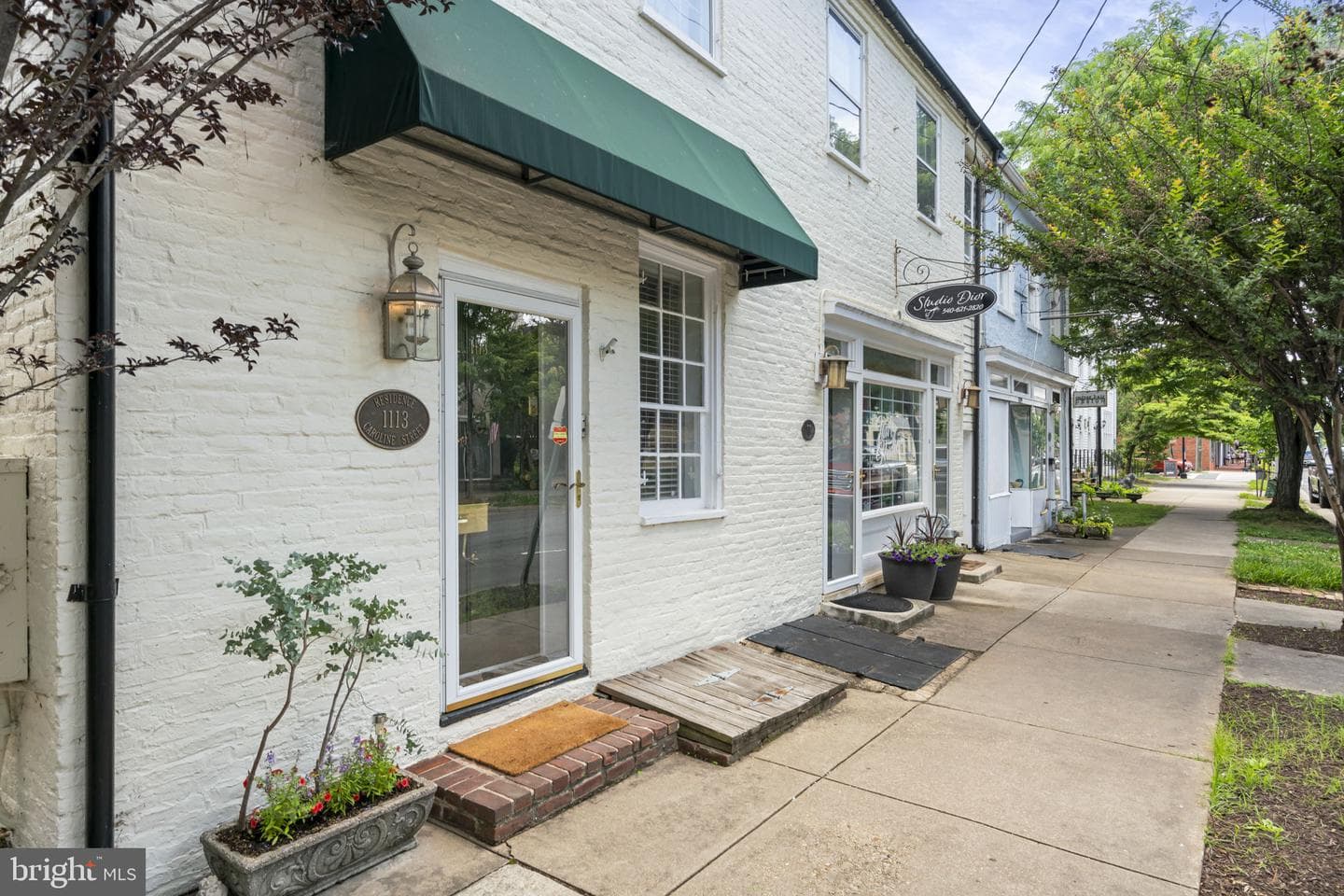 1113 Caroline Street photo 4