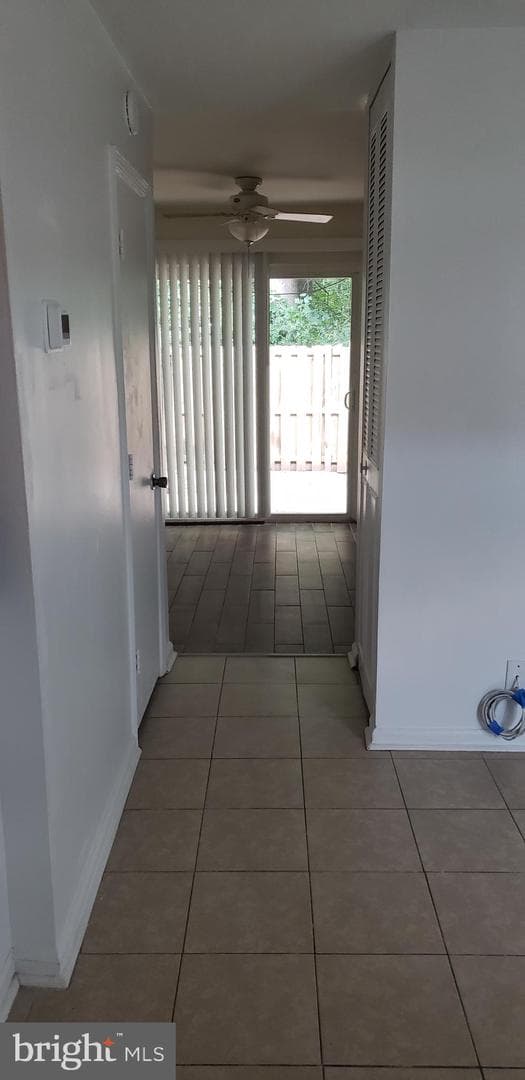 726 Denton Circle photo 5