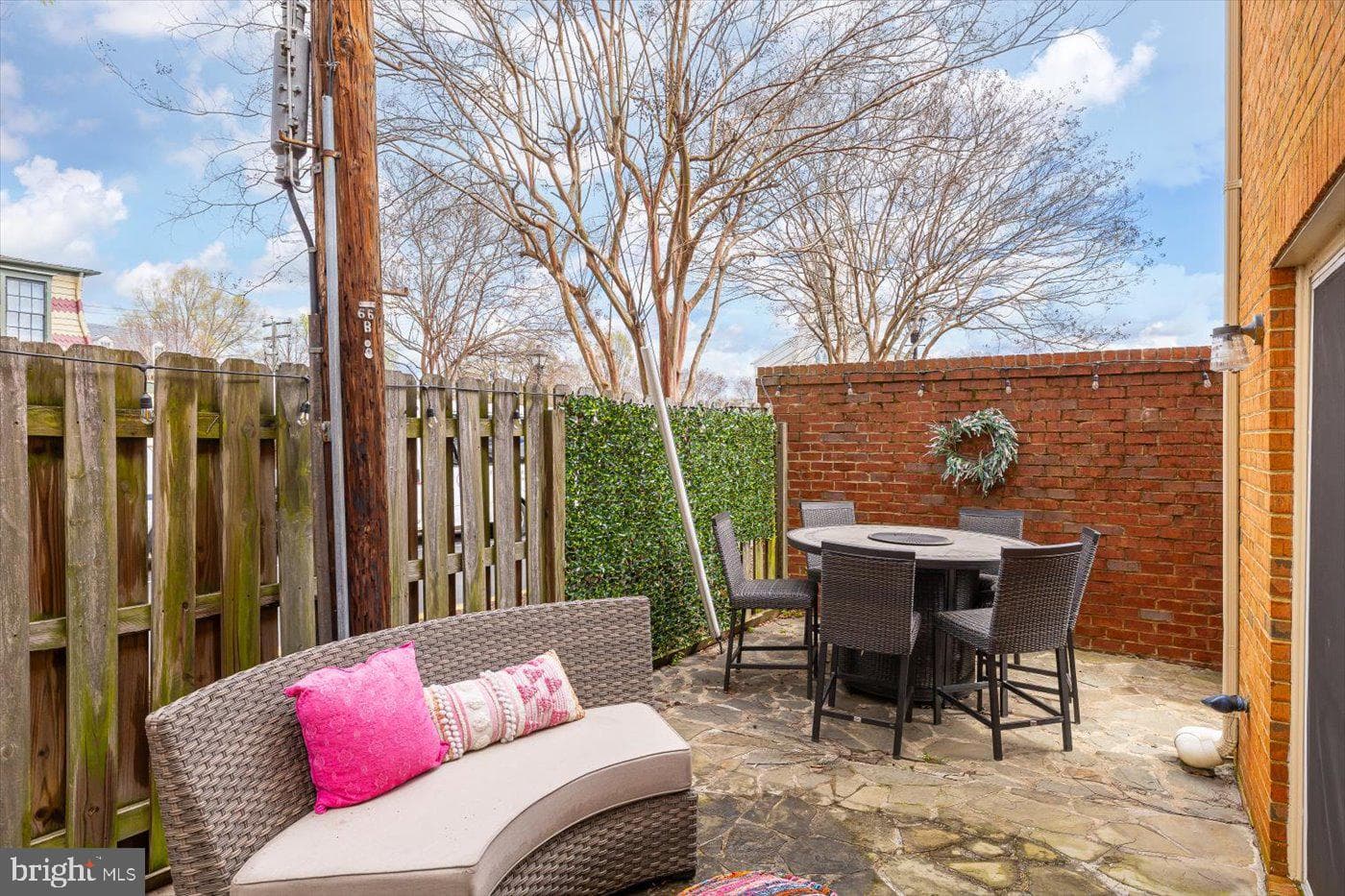 1011 Charles Street #5 photo 66