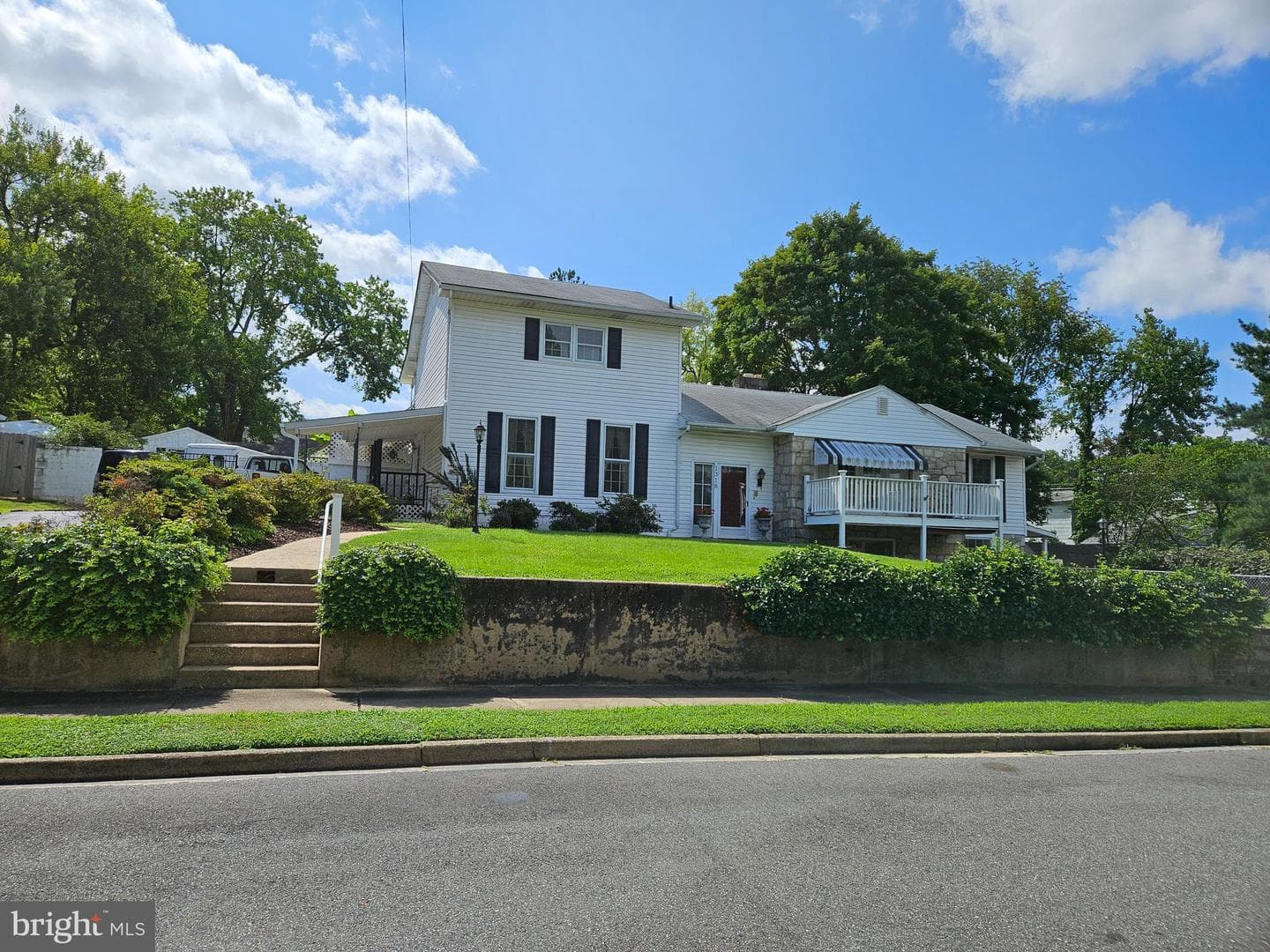 1318 Dandridge Street photo 4