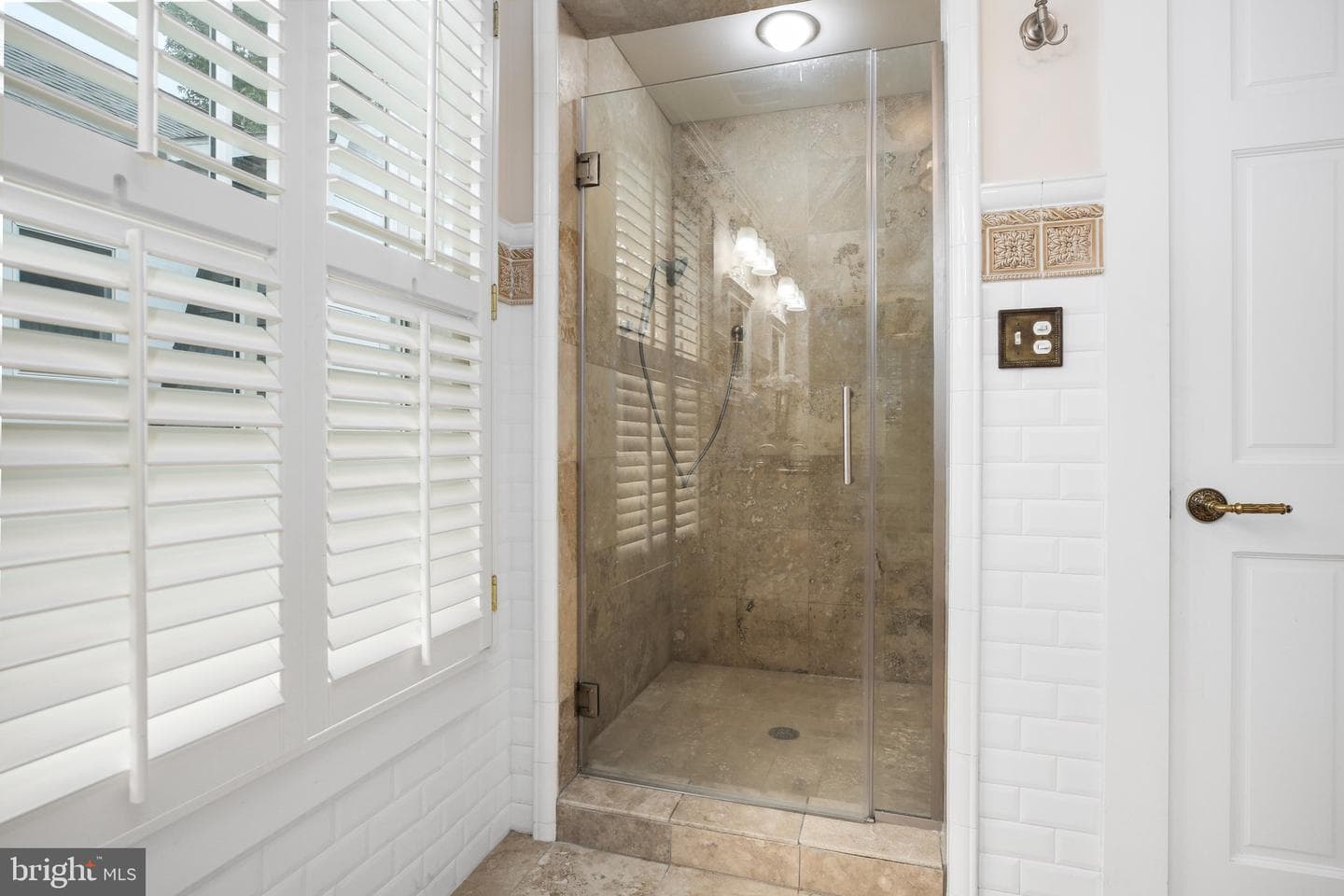 1406 Prince Edward Street photo 36