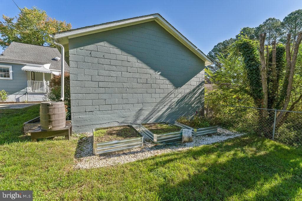 122 Longstreet Avenue photo 37