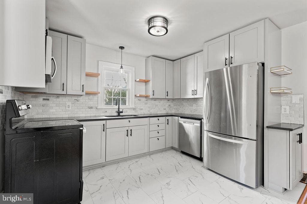 122 Longstreet Avenue photo 8