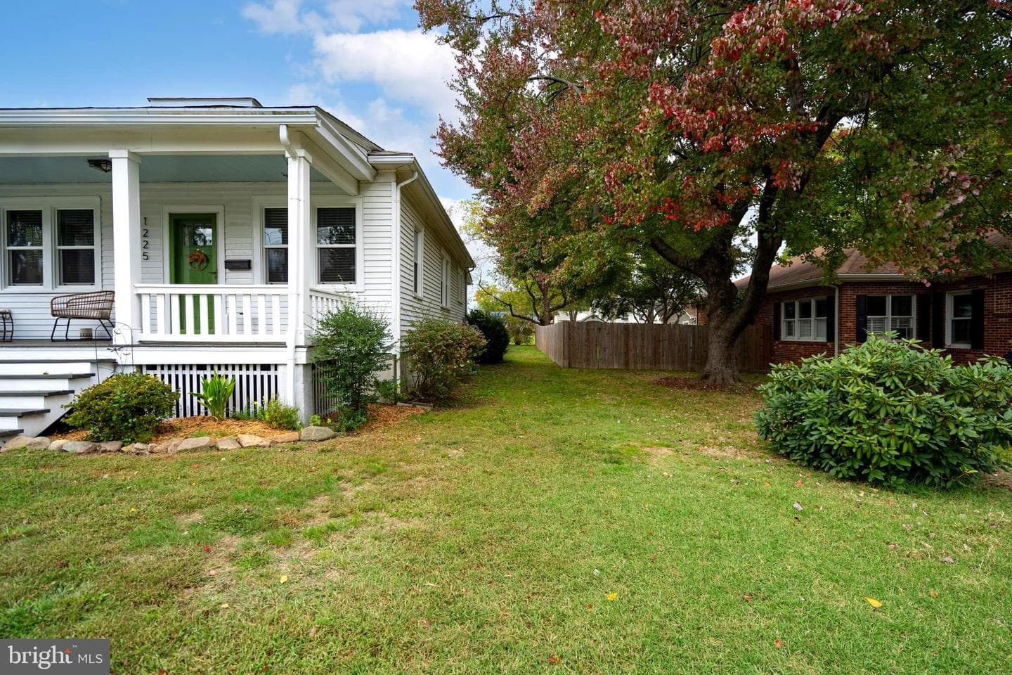 1225 Rowe Street photo 16