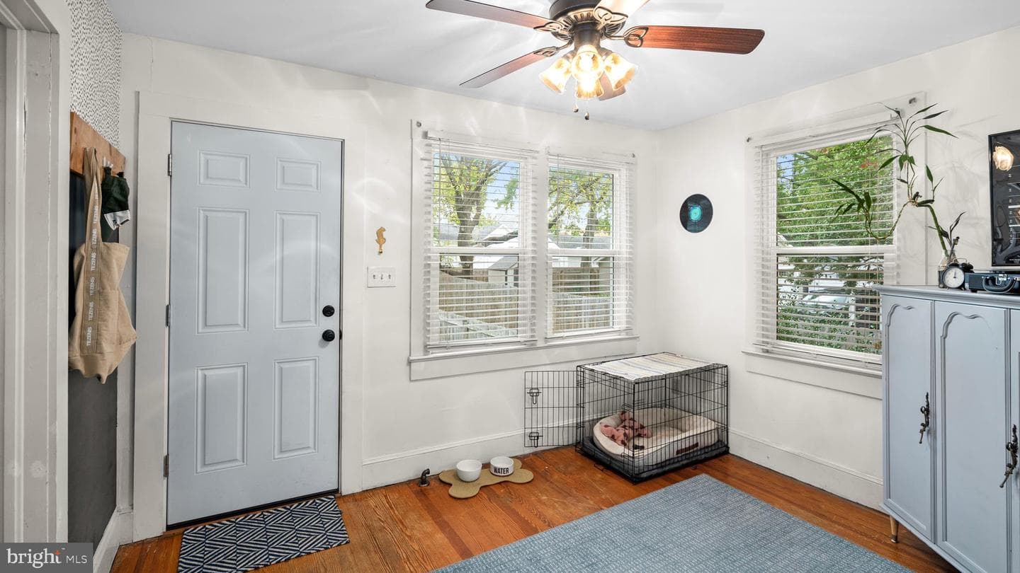 1225 Rowe Street photo 27