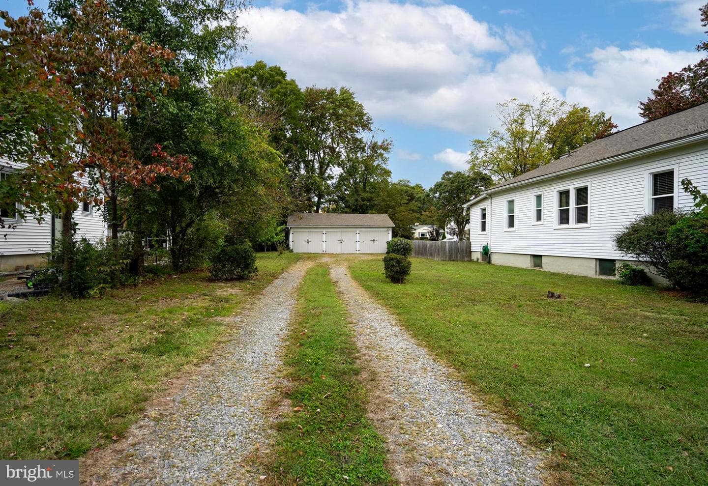 1225 Rowe Street photo 6