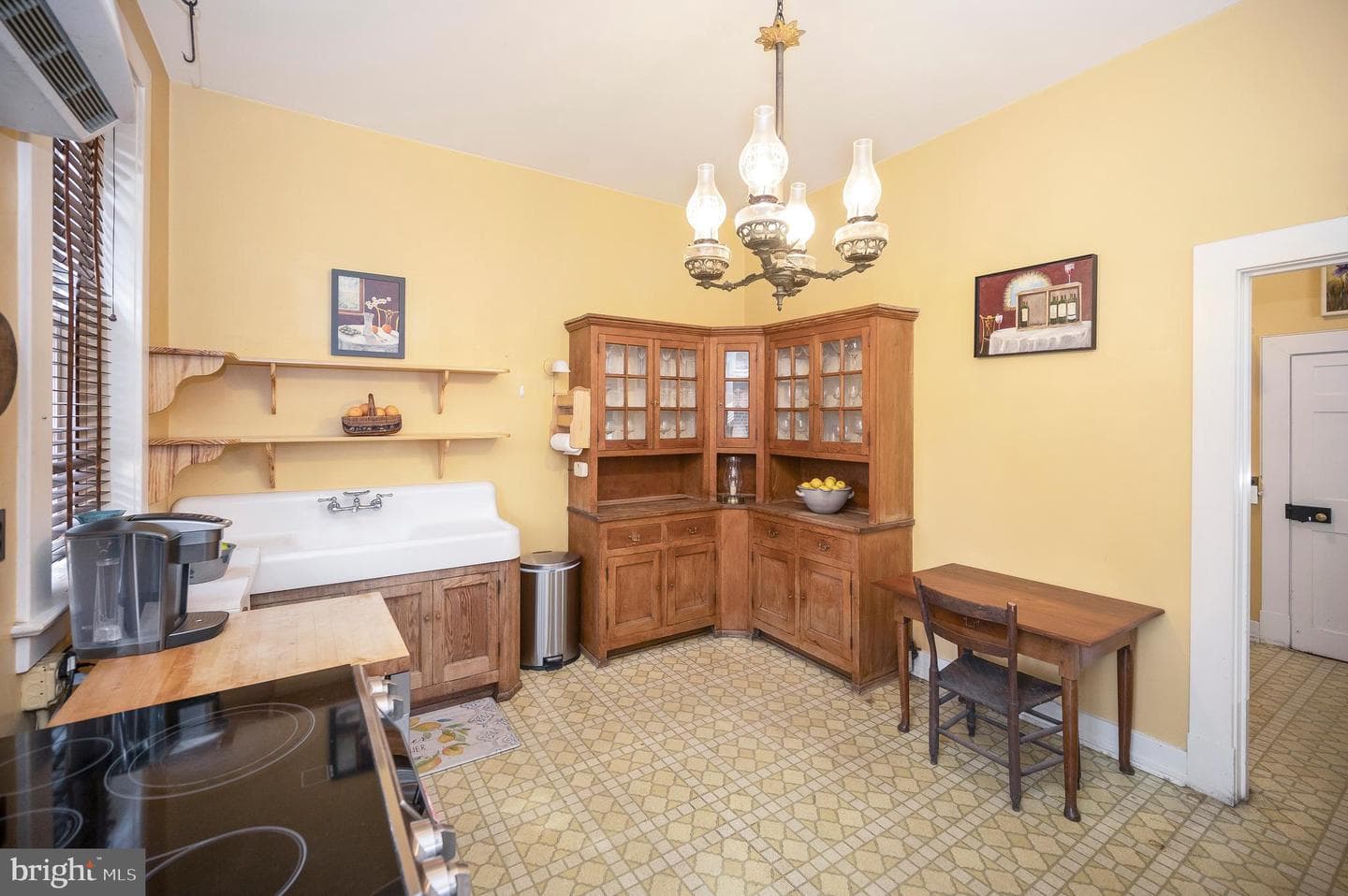 214 Caroline Street photo 32