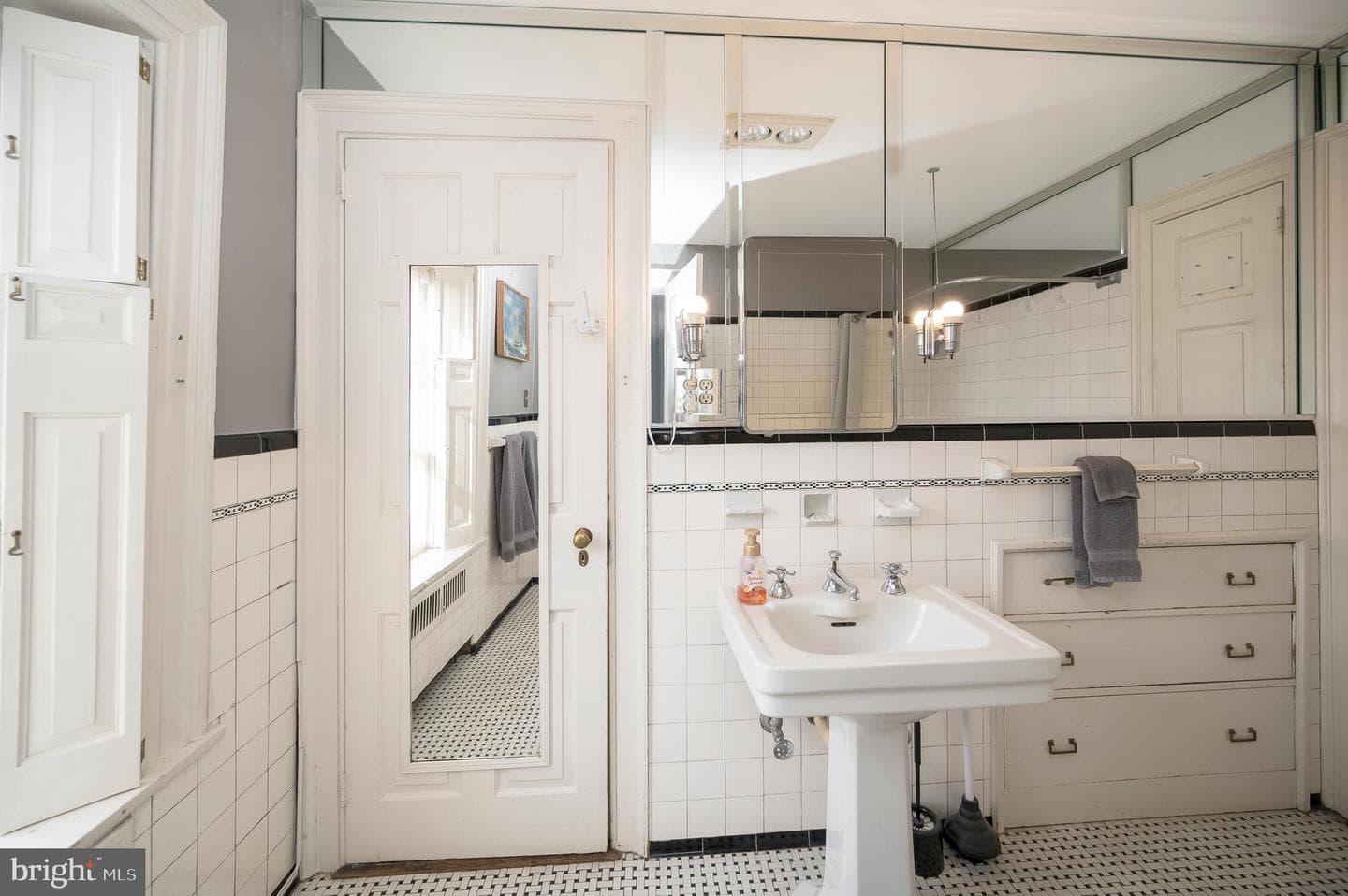 214 Caroline Street photo 51