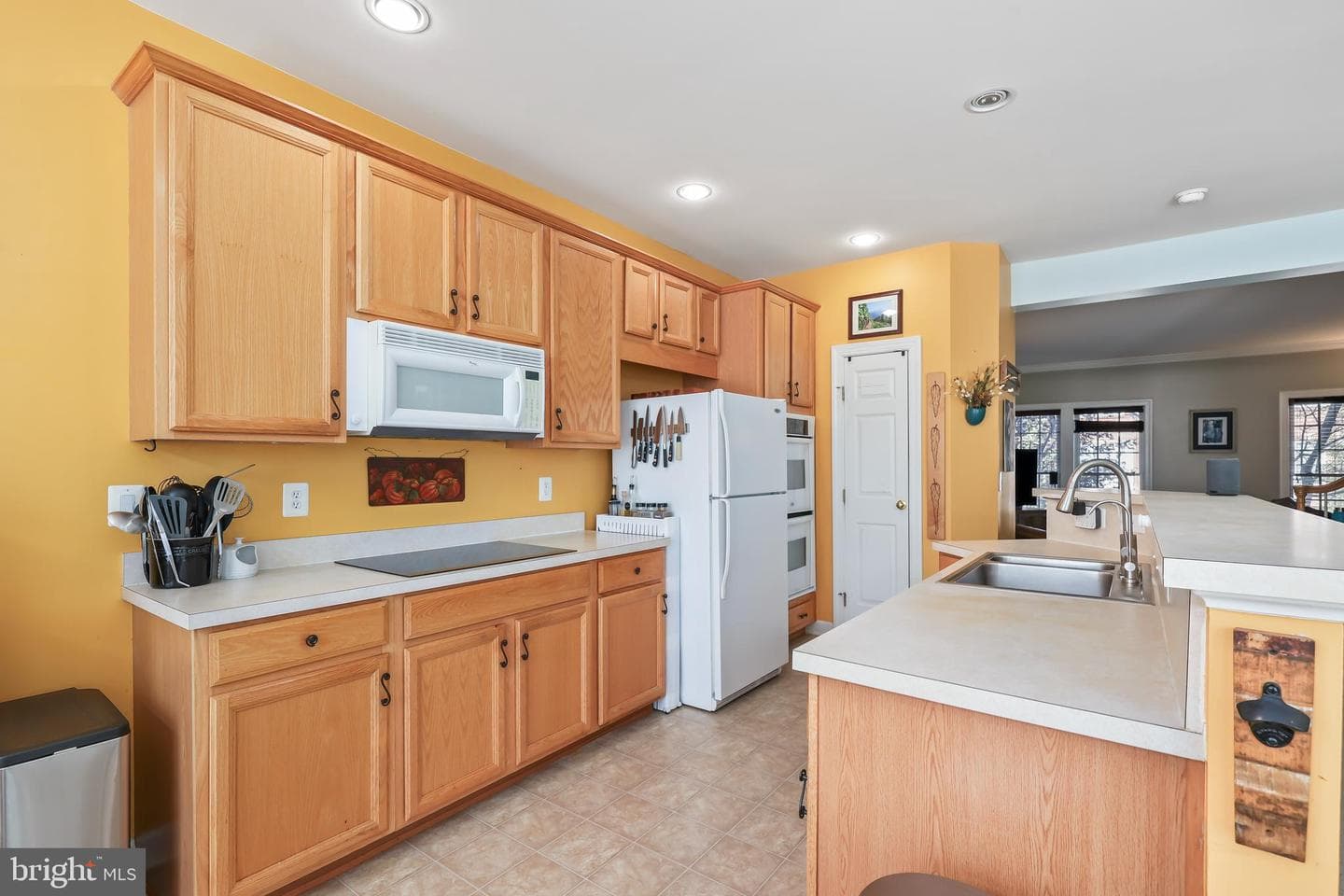 1022 Hotchkiss Place photo 13