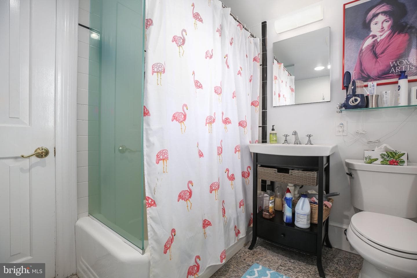 1213 Prince Edward Street photo 32