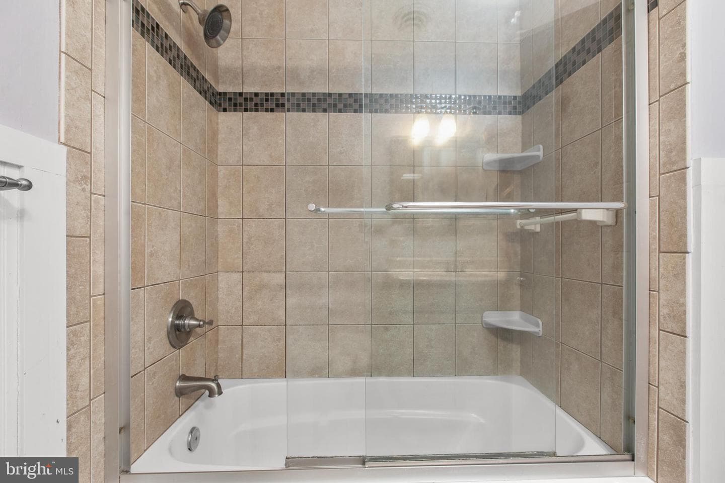 1414 Payne Street photo 30