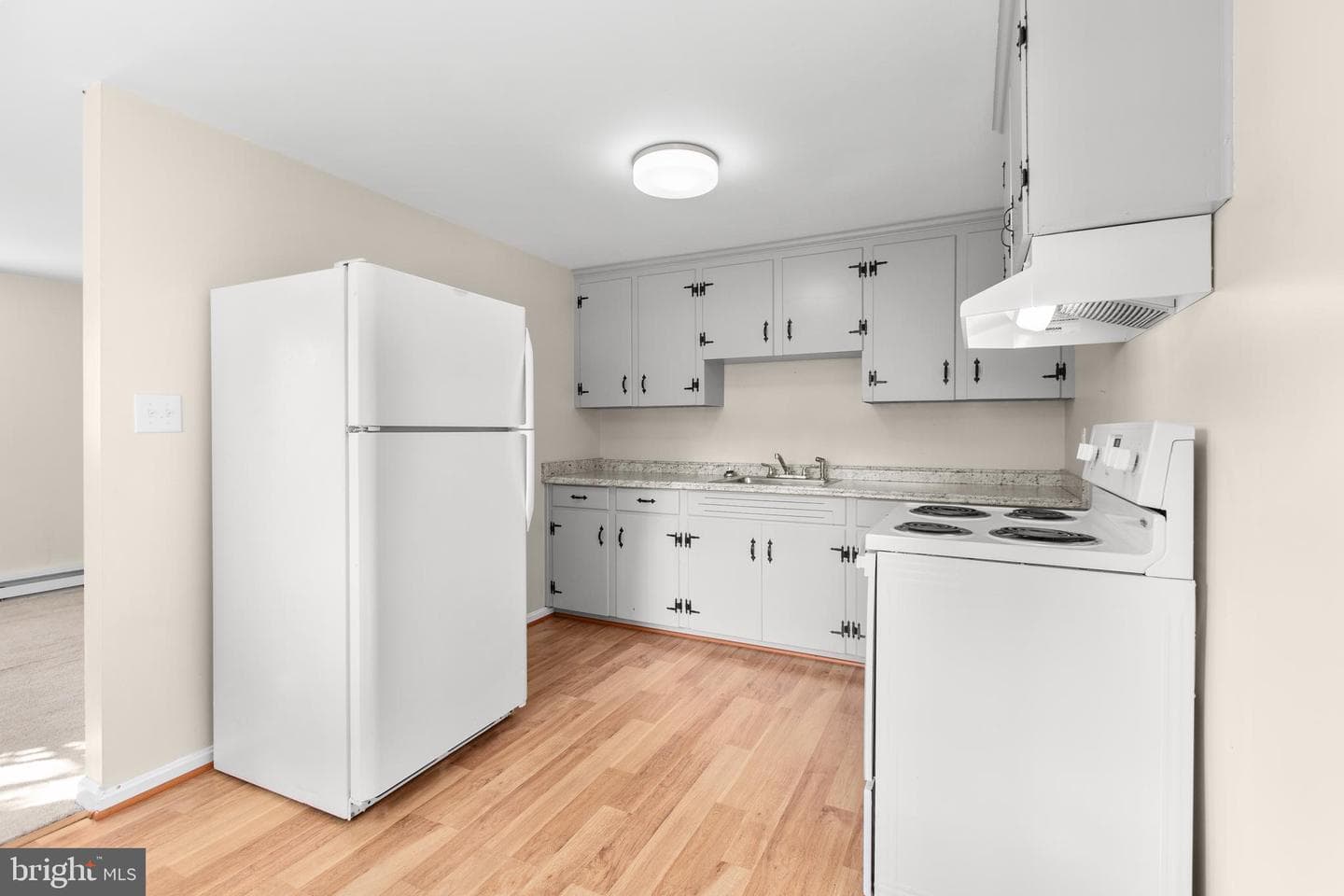1414 Payne Street photo 34