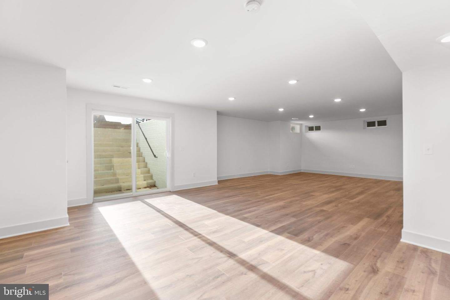 1418 Buckner Street photo 31