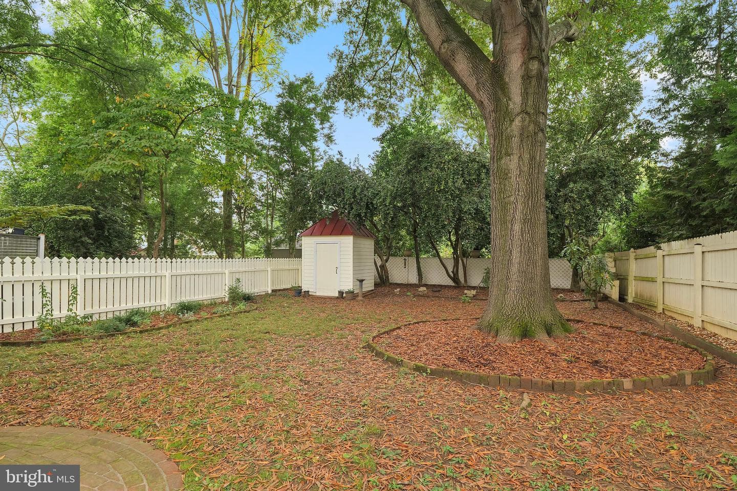 138 Caroline Street photo 29