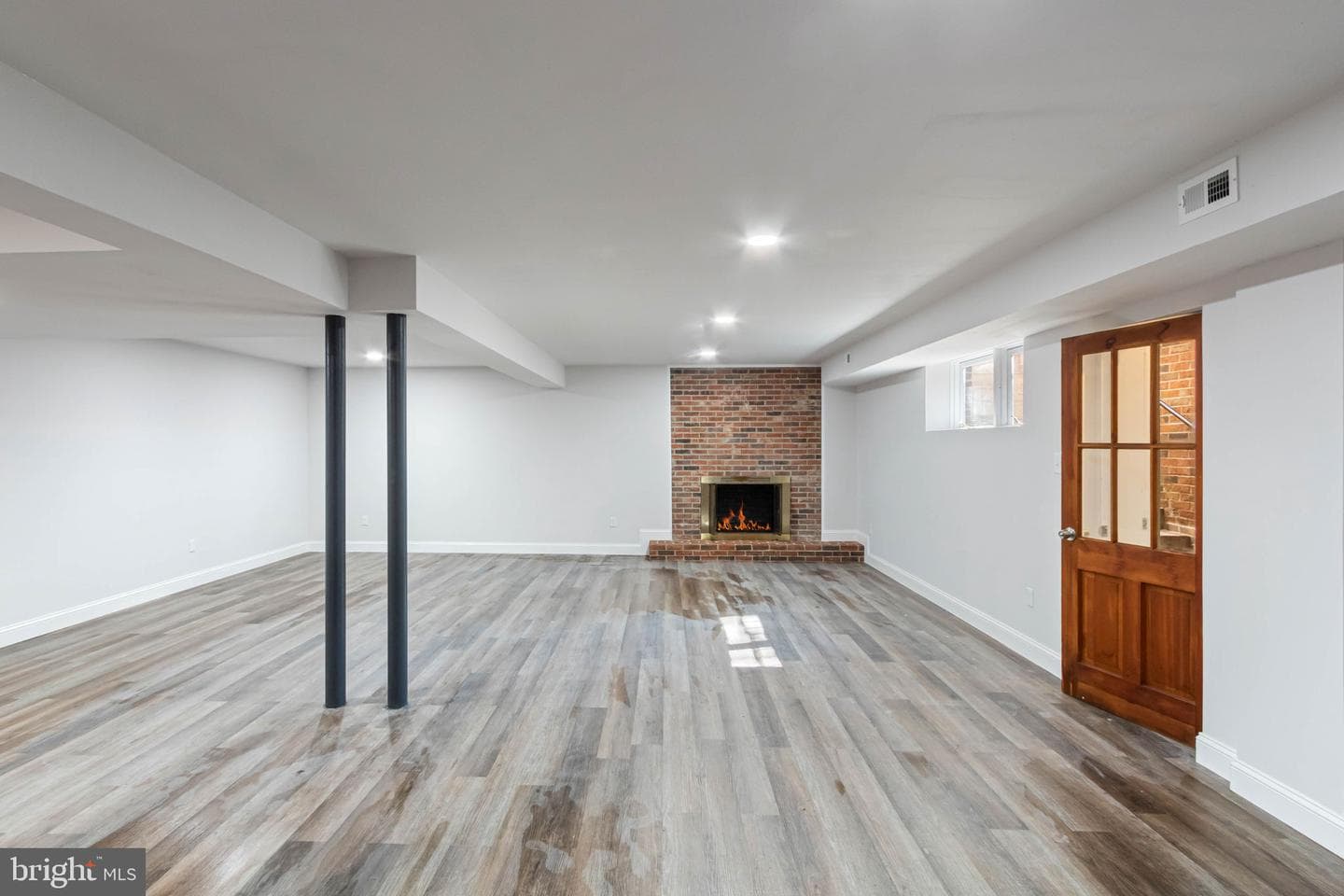 306 Braehead Drive photo 42