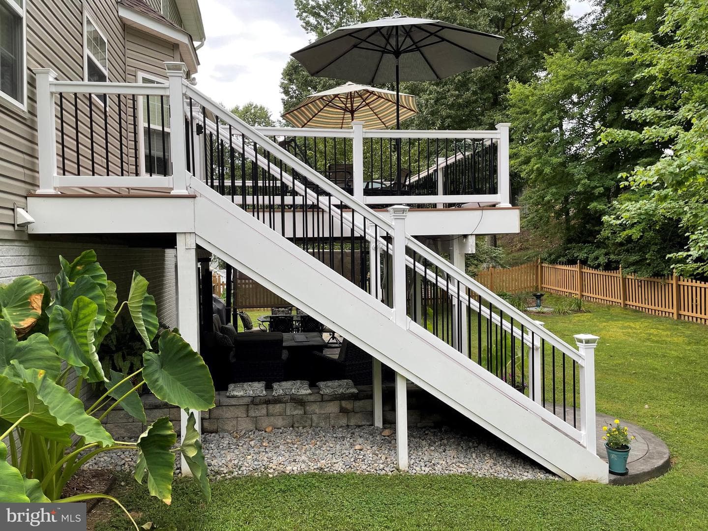 1202 Century Oak Drive photo 3